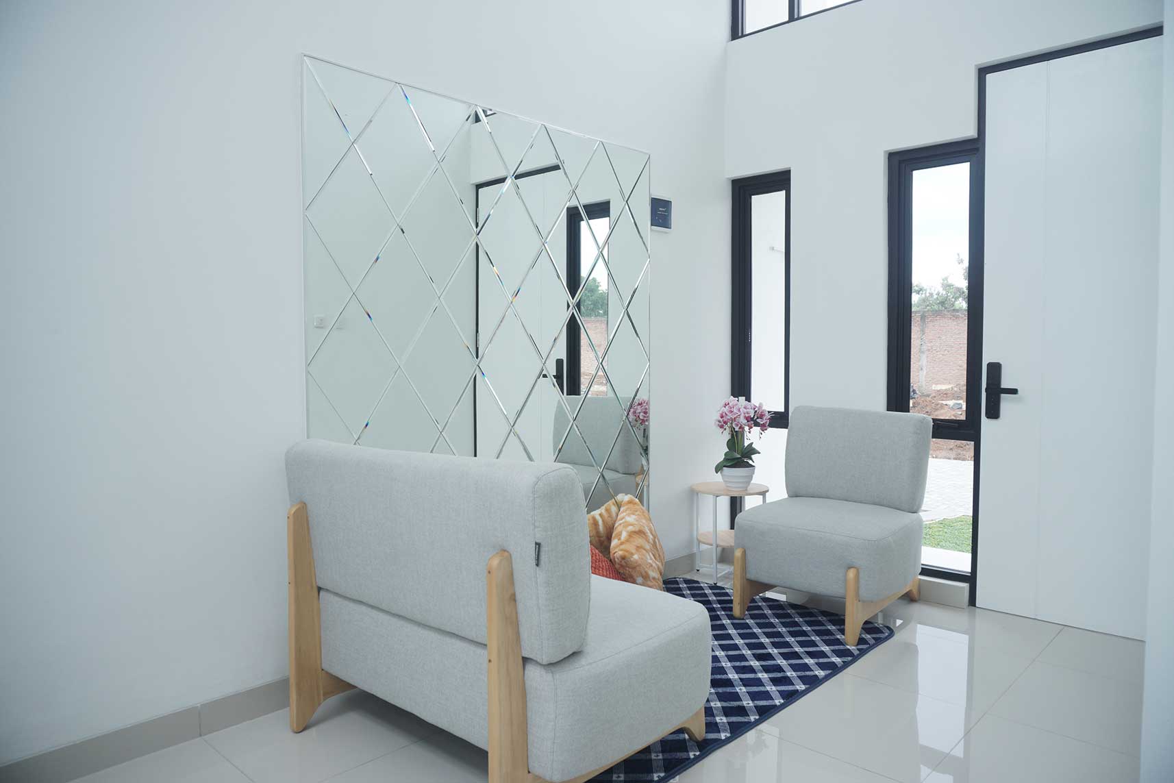Gallery image 1